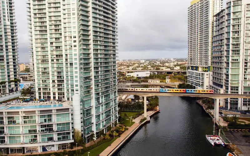 Aerial view of Downtown Miami featuring Metrorail 