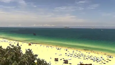 A live view of 1st Street Beach, South Beach