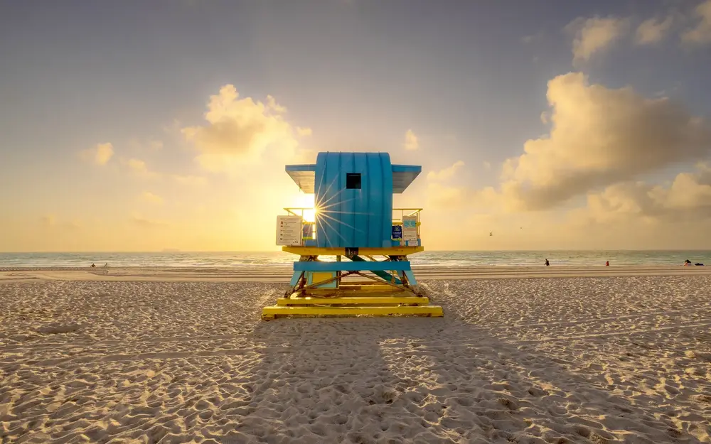 Green lifeguard tower on Miami Beach