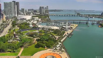 A live view of Bayfront Park, Downtown Miami