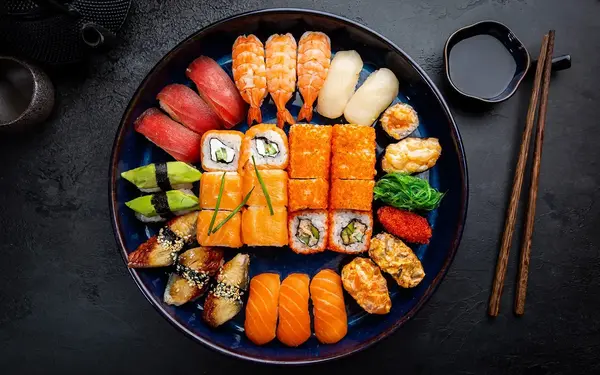Sushi presentation