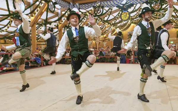 oktoberfest dancers on stage