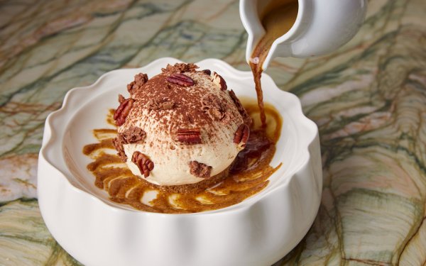 Affogato dessert at Bagatelle