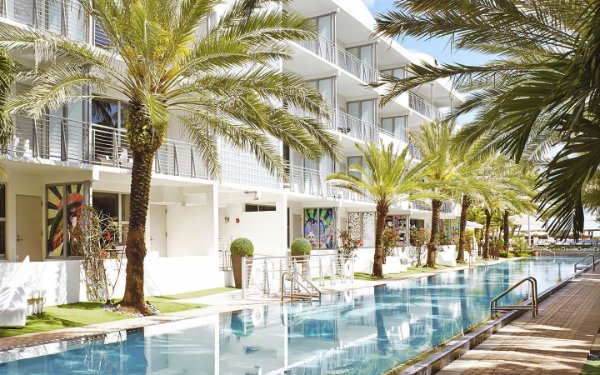 National Hotel Miami Beach 's berühmtes Schwimmbad