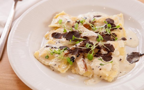 Plato de ravioles en Seaspice restaurante en Miami