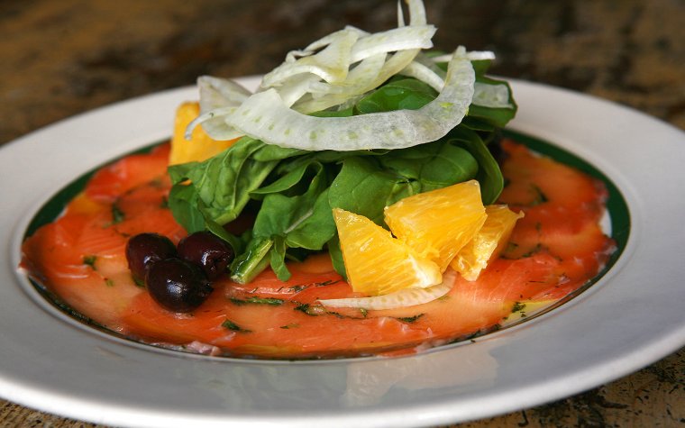 Salmon carpaccio at Soya & Pomodoro