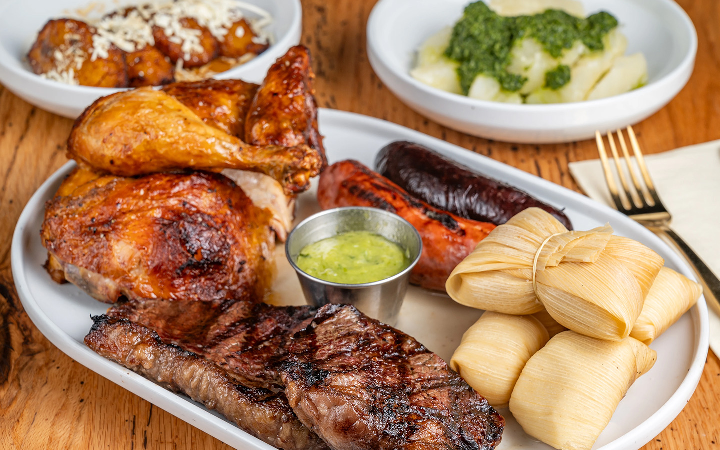Parrilla Mixta con Picanha dish at Dando La Brasa.