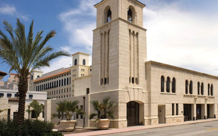 Exterior view of Coral Gables Museum
