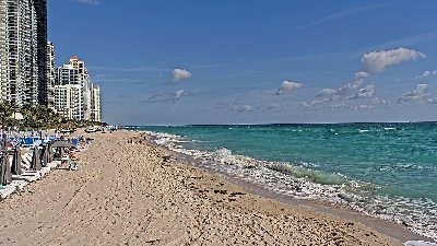 A live view of Sunny Isles Beach, North View