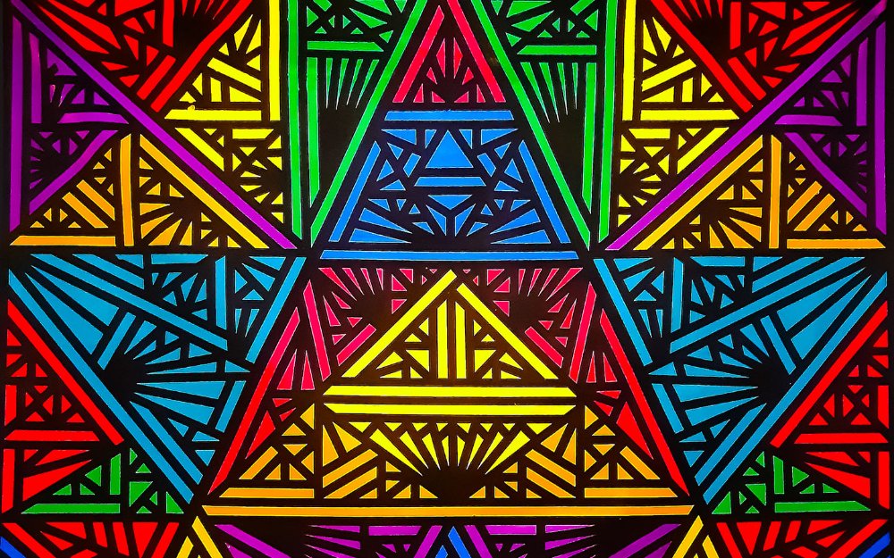 Colorido y geométrico "El templo" del artista de Miami Marcus Blake