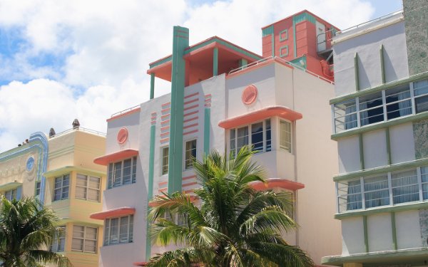 Edificios Art Deco en Ocean Drive