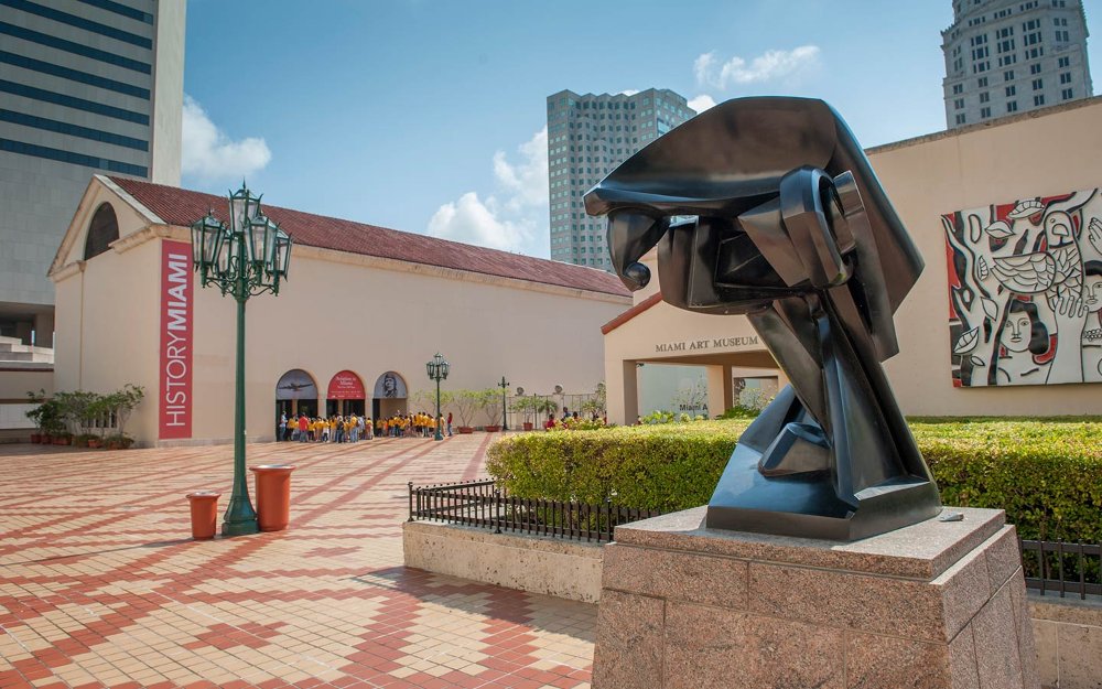 Entrance and Sculpture