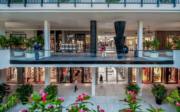 Interior view of Bal Harbour Shops Interior view of Bal Harbour Shops