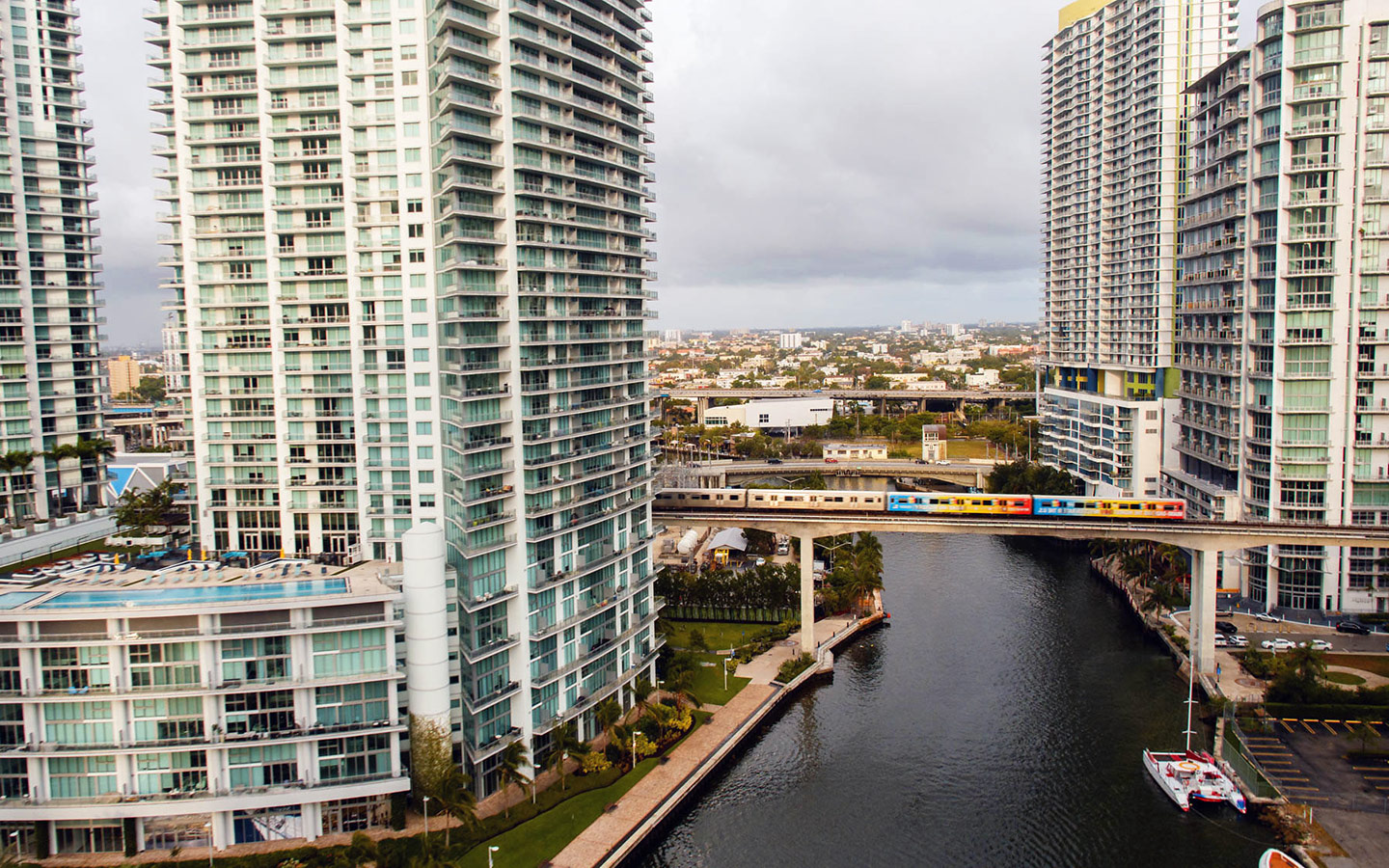 All About Miami Metrorail | Greater Miami & Miami Beach All About Miami Metrorail | Greater Miami & Miami Beach