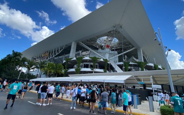 Hard Rock Stadium 入口