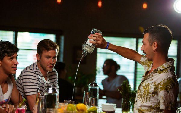 Bartender making cocktails at Gaythering
