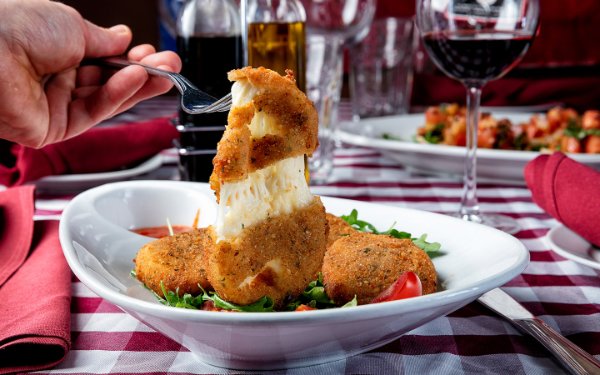 Mozzarella in Carrozza bei Fratelli La Bufala