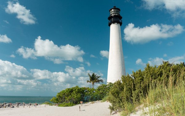 Cape Florida Lighthouse ak Beach