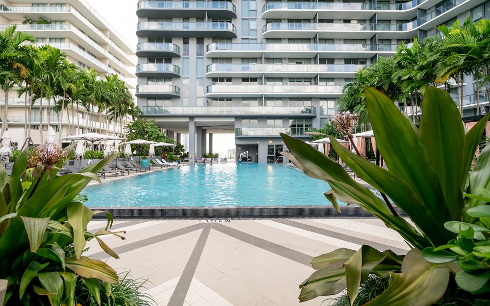 Área da piscina do Hyde Midtown Miami