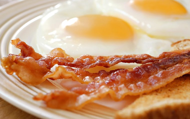 Eggs & bacon dish Eggs & bacon dish at Donut Gallery Diner