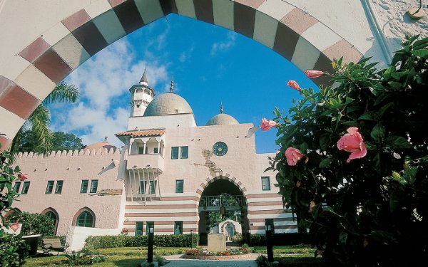 Architecture néo-mauresque à Opa-Locka