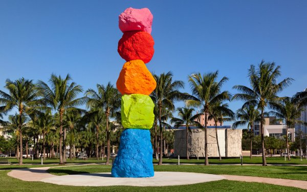 Escultura da montanha de Miami em The Bass