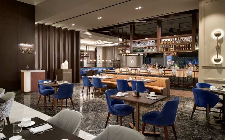 Dining room at Americana Kitchen with modern decor
