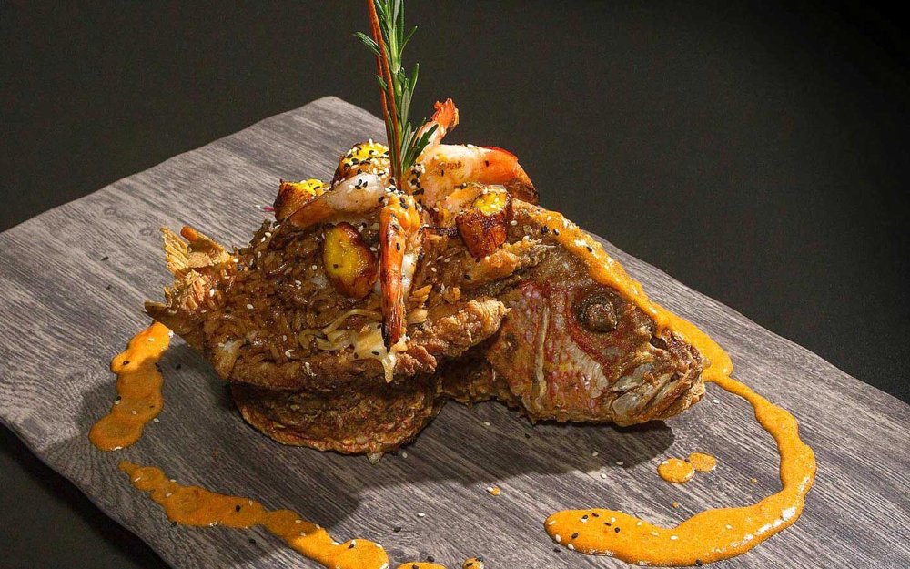 Yarumba's Pargo Thai fish on a plate