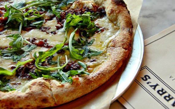 Harry's Pizza
