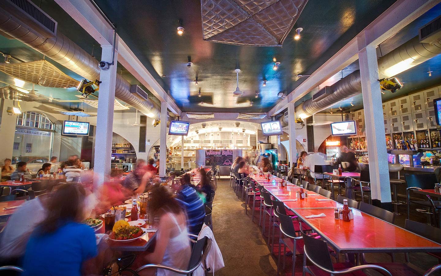 Where To Eat In South Beach Pink