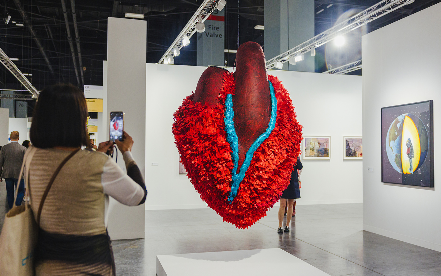 ABMB23_Galleries_Public_Interactions_P_HiRes_2_1440x900.jpg