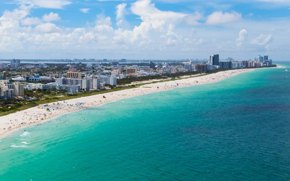 Vista aerea di South Beach dall'oceano