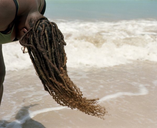 Capovolgimento dei capelli di Michelle Lisa Polissaint